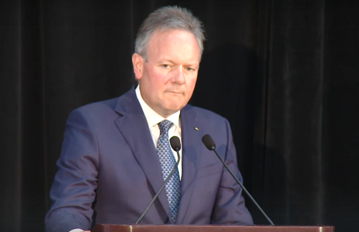 Stephen Poloz Right To Be Worried - Peter Diekmeyer