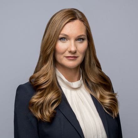 Headshot of Larisa Sprott